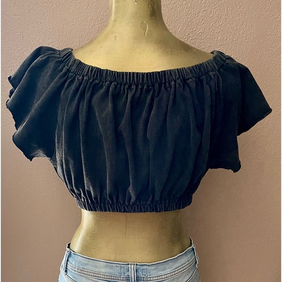 URBAN OUTFITTERS Off Shoulder Ruffle Sleeve Boho CROP TOP Size Large - Picture 5 of 15